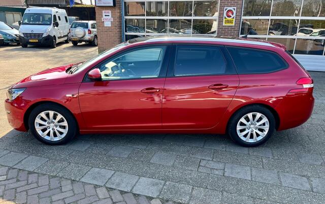 Peugeot 308 1.2 PURETECH STYLE 131PK