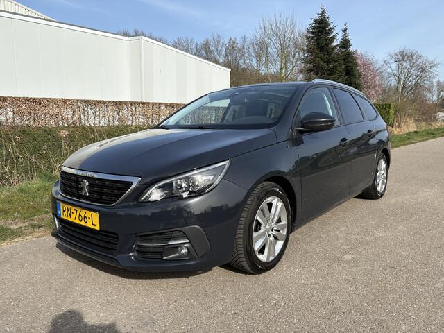 Peugeot 308 SW 1.2 PureTech Blue Lease Executive / NAVI / AIRCO / CRUISE / PANORAMADAK / 135dkm! NAP!