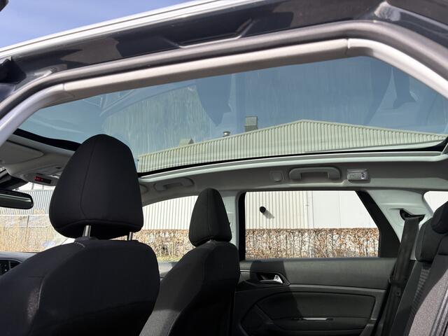 Peugeot 308 SW 1.2 PureTech Blue Lease Executive / NAVI / AIRCO / CRUISE / PANORAMADAK / 135dkm! NAP!