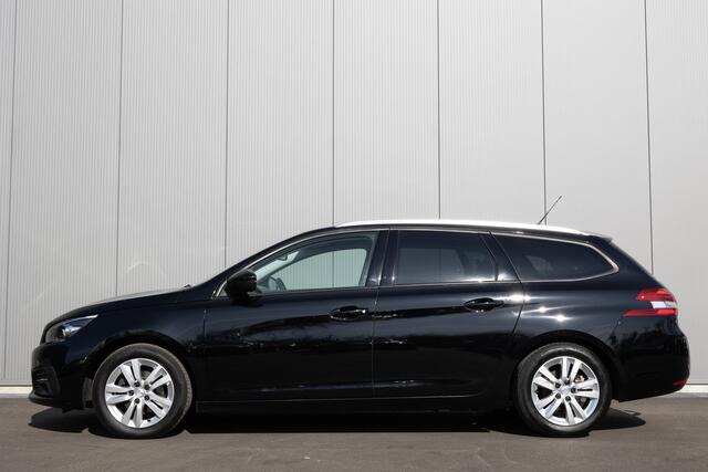 Peugeot 308 SW 1.2 PureTech Blue Lease Executive pano led navi carplay trekhaak