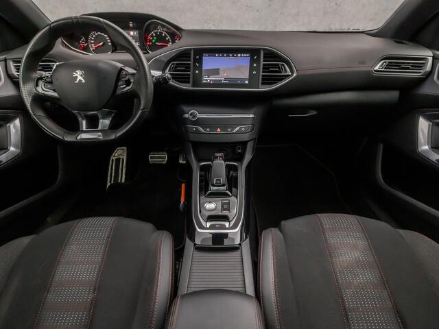 Peugeot 308 SW 1.2 PureTech GT-line Automaat (PANORAMADAK, APPLE CARPLAY, GROOT NAVI, 360 CAMERA, ADAPTIVE CRUISE, LEDER, SPORTSTOELEN, KEYLESS, DENON AUDIO, LED KOPLAMPEN, DAB+, ZWART HEMEL, NIEUWSTAAT)