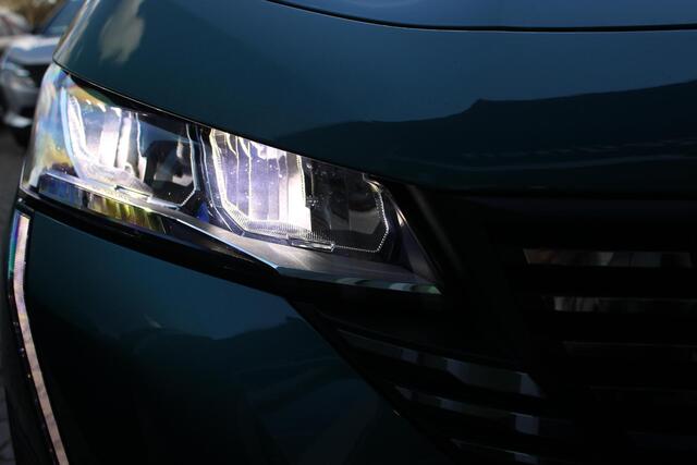 Peugeot 308 SW 1.2 130PK AUTOMAAT ALLURE | ACHTERUITRIJ CAMERA | 17" LICHTMETALEN VELGEN | LED KOPLAMPEN | STOEL VERWARMING | CRUISE CONTROL | DAB+ RADIO | DRAADLOZE APPLE CARPLAY/ANDROID AUTO | NAVIGATIE |