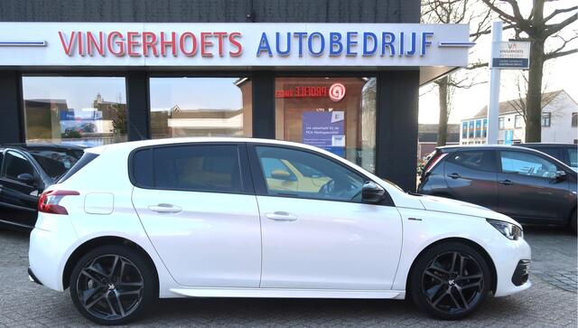 Peugeot 308 130 Pk Benzine * GT-line * Super Sportief * Black Pack * Navigatie * Panoramadak * Denon Geluid * 1/2 Leder Interieur * DAB Radio * Achteruitrij Camera * Zwarte Hemelbekleding * Adaptive Cruise Control * Keyless Entry & Start Button * Vingerhoets: Vierde 