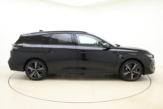 Peugeot 308 SW 1.2 Hybrid e-DCS6 GT 136 Pk | DEMO | Navigatie | Adaptieve Cruise Control | Elektronische Achterklep | Camera Voor & Achter | AGR Comfort Stoelen | Stoelverwarming & Massage