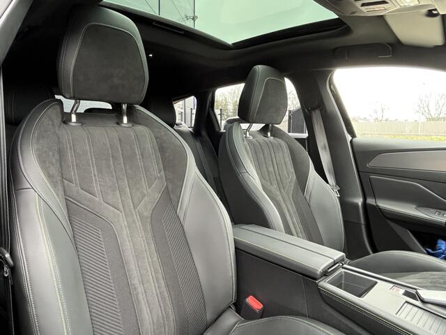 Peugeot 308 SW 1.2 PureTech 130pk GT Automaat | Panoramadak | Adaptive cruise | 360 camera