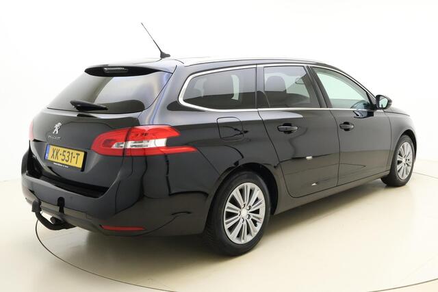 Peugeot 308 SW 1.2 PureTech Allure 130pk | Panoramadak | Navigatie | Climate Control | Trekhaak