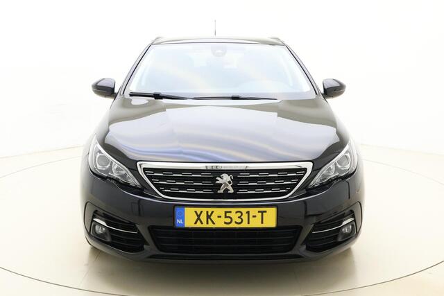 Peugeot 308 SW 1.2 PureTech Allure 130pk | Panoramadak | Navigatie | Climate Control | Trekhaak