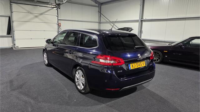 Peugeot 308 SW 1.2 PureTech Blue Lease Premium