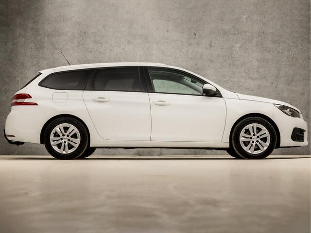 Peugeot 308 SW 1.2 PureTech Sport (PANORAMADAK, APPLE CARPLAY, GROOT NAVI, LEDER, SPORTSTOELEN, GETINT GLAS, DAB+, CRUISE, TREKHAAK, NIEUWE APK, NIEUWSTAAT)