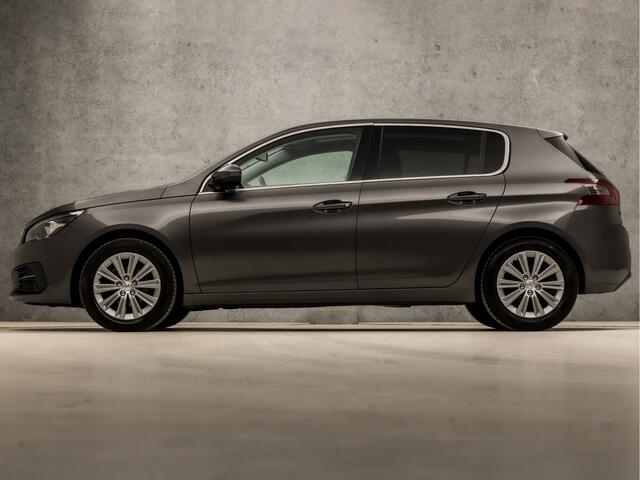 Peugeot 308 1.2 PureTech Sport (PANORAMADAK, APPLE CARPLAY, GROOT NAVI, PARKEERSENSOREN, SPORTSTOELEN, GETINT GLAS, CRUISE, LANE ASSIST, NIEUWSTAAT)