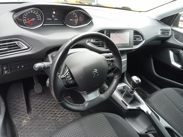 Peugeot 308 SW 1.2 PureTech Blue Lease Executive | Nieuw Binnen! | Navi | Airco | Cruise
