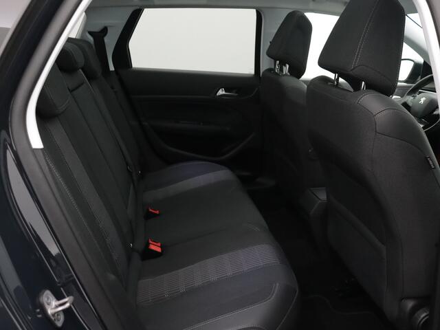 Peugeot 308 SW 1.2 131PK Automaat P.T Premium *Distributie 86.400KM vervangen* / Panoramadak / Pdc+Camera / Navigatie / Airco-ecc./ Apk okt-2025