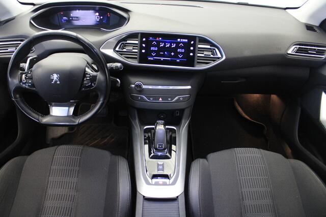 Peugeot 308 SW 1.2 PureTech Allure |Navi|Camera| *Pasen geopend!*