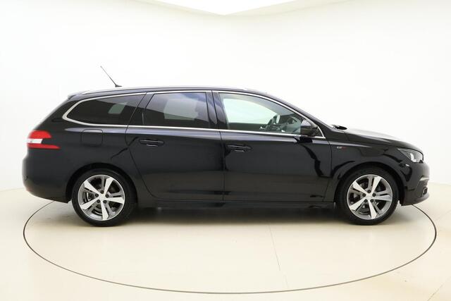 Peugeot 308 SW 1.2 PureTech GT 130 PK | Handgeschakeld | Trekhaak | VOL opties | Glazen dak | Camera | Parkeersensor | Start/stop | Navigatie | 1e eigenaar