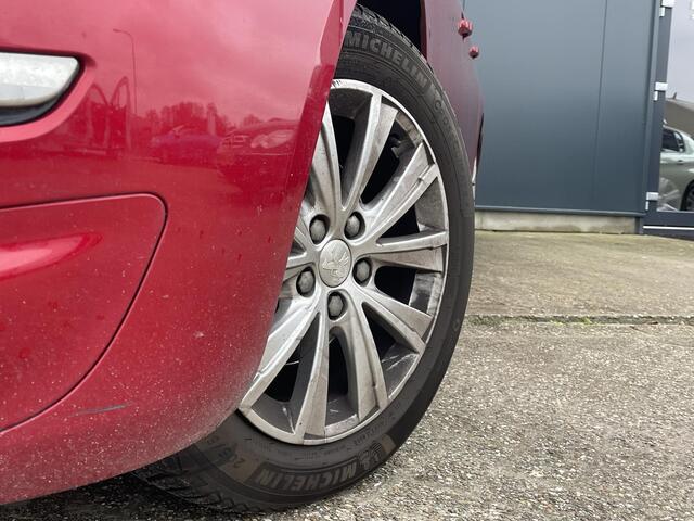 Peugeot 308 SW 1.2 PureTech Style | Familie Auto | Metallic | Trekhaak |