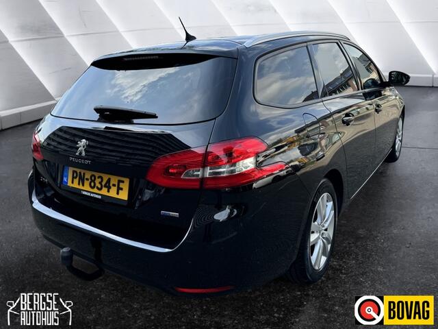Peugeot 308 1.2 PureT.Blue Lion PANO NAVI BT NAP