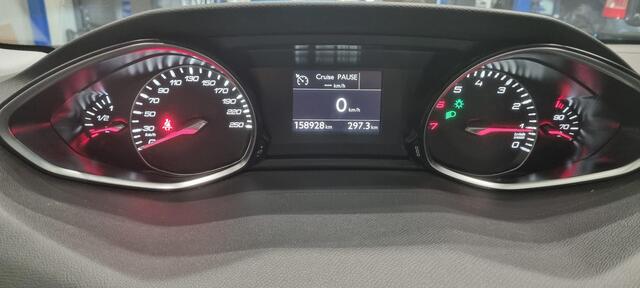 Peugeot 308 SW 1.2 PureTech Allure 130PK | NL Auto | Volledige Onderhoudshistorie | Navigatie | Panoramadak | Achteruitrijcamera |