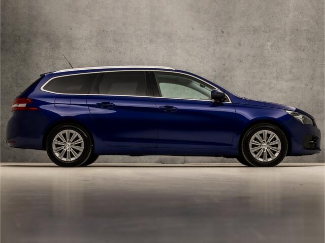 Peugeot 308 SW 1.2 PureTech Sport (PANORAMADAK, APPLE CARPLAY, GROOT NAVI, 360 CAMERA, LEDER/ALCANTARA, SPORTSTOELEN, GETINT GLAS, ADAPTIVE CRUISE, NIEUWE APK, NIEUWSTAAT)