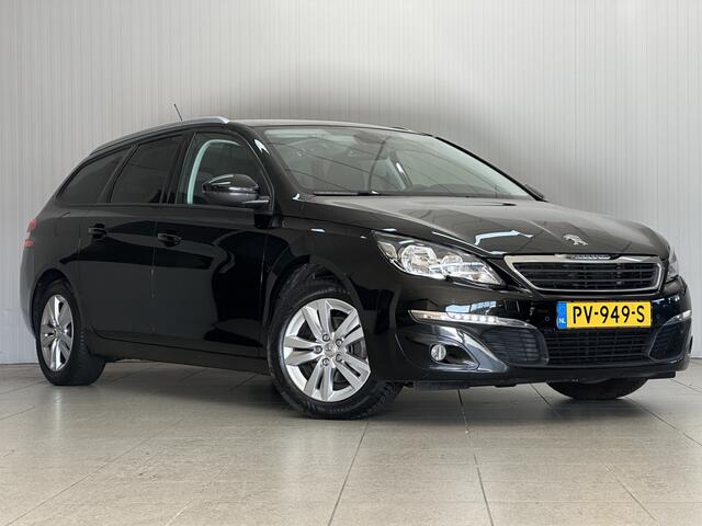 Peugeot 308 SW 1.2 PureTech Blue Lion/ D-Riem verv: 103.000KM!/ Panorama-Dak/ Navi/ DAB+/ Clima/ Cruise/ Bluetooth/ Armsteun/ Multi. LEDER. Stuur/ 16'' LMV/ Mistl./ PDC V+A/ Extra getint glas/ Dakrails.