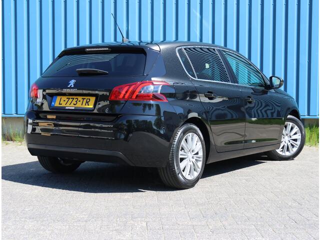 Peugeot 308 1.2 110PK Blue Lease Premium | Camera | Cruise Control | LED | AppleCarPlay/AndroidAuto | Navigatie | Panoramadak | Parkeersensoren | Trekhaak |