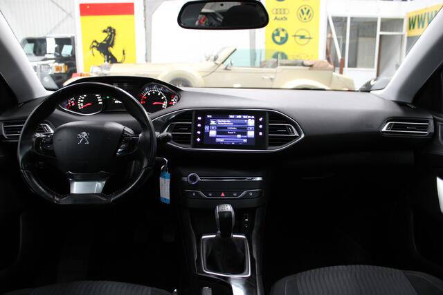 Peugeot 308 SW 1.2 PureTech Blue Lion NAP, Panoramadak, Airco, Navi