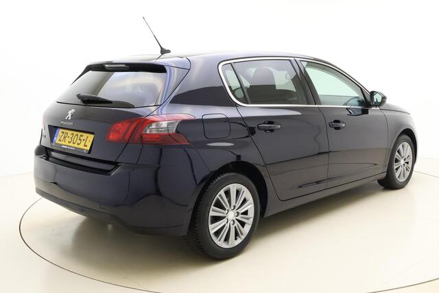 Peugeot 308 1.2 PureTech Allure | 130PK | Panoramadak | Navigatie | Climate Control | Camera | Lichtmetalen Velgen | Cruise Control |