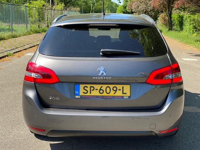 Peugeot 308 1.2 - Panoramadak - Navi - D riem is vervangen !!!