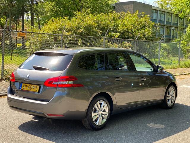 Peugeot 308 1.2 - Panoramadak - Navi - D riem is vervangen !!!