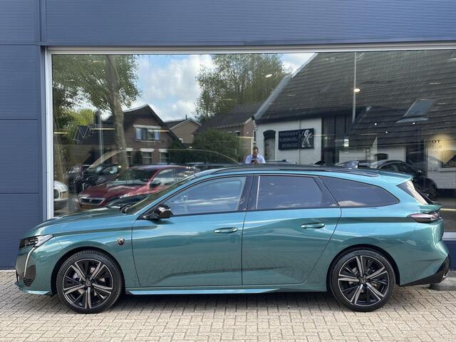 Peugeot 308 SW 1.2 Hybrid 145 PK GT Automaat | Zeer complete Demo van 2025! | ¤5.000 DEMO-Korting | 360 Graden Camera | Navigatie | Alcantara Massage Stoelen met Elektrische Verstelling | Adaptieve Cruise Control | Full LED Matrix Verlichting | 18" Velgen Black Pack