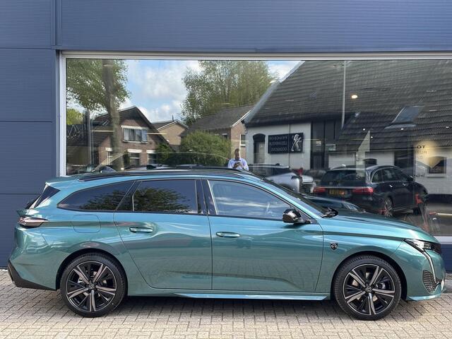 Peugeot 308 SW 1.2 Hybrid 145 PK GT Automaat | Zeer complete Demo van 2025! | ¤5.000 DEMO-Korting | 360 Graden Camera | Navigatie | Alcantara Massage Stoelen met Elektrische Verstelling | Adaptieve Cruise Control | Full LED Matrix Verlichting | 18" Velgen Black Pack