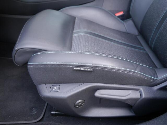 Peugeot 308 1.2 PureTech Allure Pack Business | Afneembare trekhaak | AGR Stoel | Achteruitrijcamera | Keyless start & entry | Dodehoekbewaking | Adaptieve cruise control | Extra getint glas | Parkeersensoren voor en achter