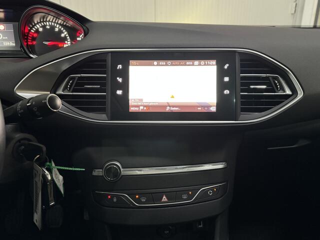 Peugeot 308 SW 1.2i 131 PK PureTech Blue Lease Premium 1/2-LEER PANO CAMERA PDC CHROOM LMV