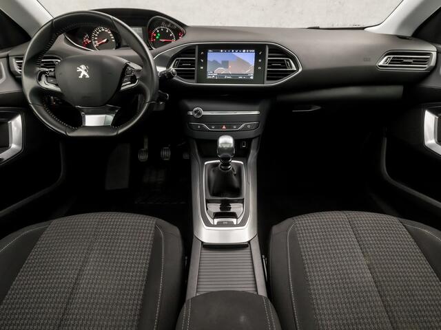 Peugeot 308 SW 1.2 PureTech Sport (PANORAMADAK, APPLE CARPLAY, GROOT NAVI, ADAPTIVE CRUISE, PARKEERSENSOREN, SPORTSTOELEN, GETINT GLAS, CRUISE, DAB+, NIEUWSTAAT)