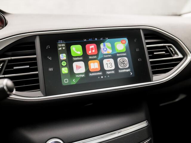 Peugeot 308 SW 1.2 PureTech Sport (PANORAMADAK, APPLE CARPLAY, GROOT NAVI, ADAPTIVE CRUISE, PARKEERSENSOREN, SPORTSTOELEN, GETINT GLAS, CRUISE, DAB+, NIEUWSTAAT)
