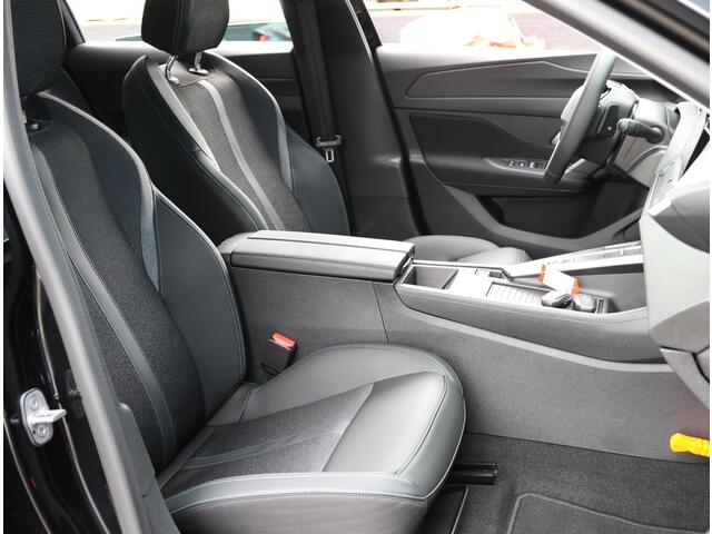 Peugeot 308 SW 1.6 Plug-in Hybrid 180PK Active Pack Business | AUTOMAAT | Navigatie | AppleCarplay/AndroidAuto | Climate Control | Cruise Control | FULL LED | Parkeersensoren | Armsteun | Keyless start | Bluetooth | Digitaal instrumentenpaneel | Lage kilometerstand |