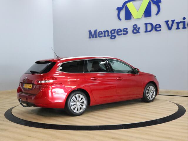 Peugeot 308 SW 1.2 PureTech Blue Lease Premium Airco ECC | LED | Panorama | Massage | Memory | Trekhaak | Navigatie | Camera | DAB | Isofix | NAP | Apple Carplay