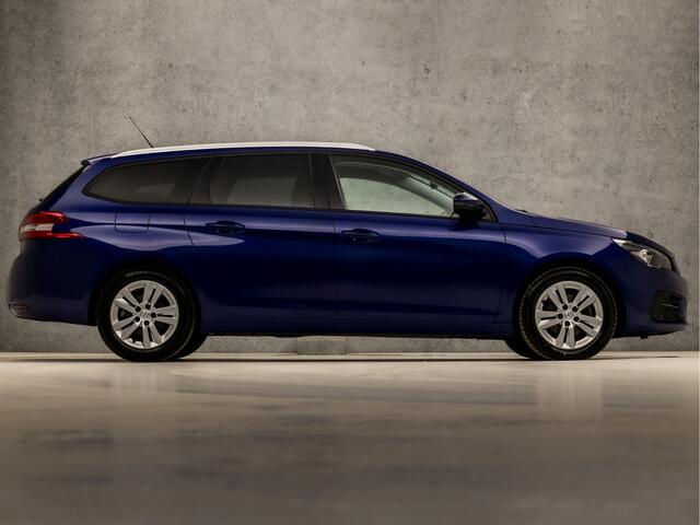 Peugeot 308 SW 1.2 PureTech Sport (PANORAMADAK, APPLE CARPLAY, GROOT NAVI, PARKEERSENSOREN, SPORTSTOELEN, GETINT GLAS, CRUISE, LANE ASSIST, NIEUWE APK, NIEUWSTAAT)