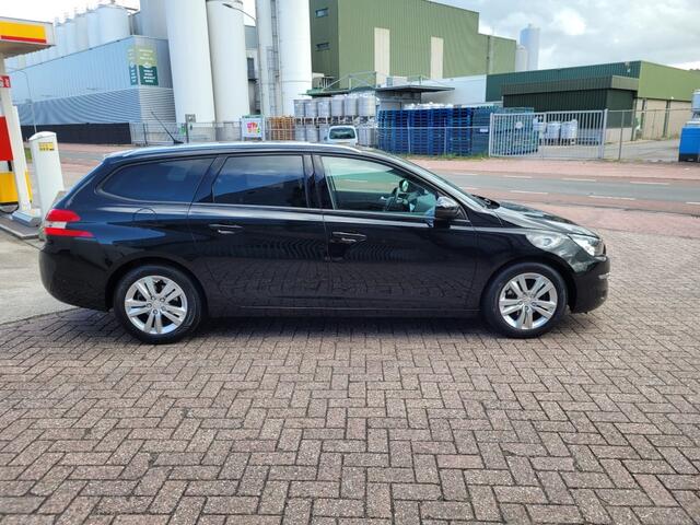 Peugeot 308 SW 1.2 PureTech Blue Lion