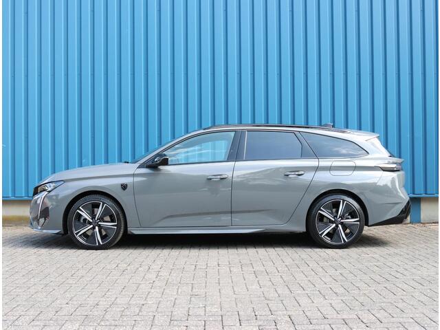 Peugeot 308 SW 1.6 Plug-in Hybrid 180PK GT | Schuif/Kanteldak | AppleCarPlay/AndroidAuto | 18"LMV | Navigatie | Adaptive Cruise Control | Climate Control | 360'Camera | Keyless entry | Alcantara/Leer | Privacy Glass |