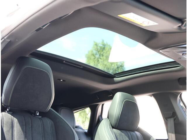 Peugeot 308 SW 1.6 Plug-in Hybrid 180PK GT | Schuif/Kanteldak | AppleCarPlay/AndroidAuto | 18"LMV | Navigatie | Adaptive Cruise Control | Climate Control | 360'Camera | Keyless entry | Alcantara/Leer | Privacy Glass |