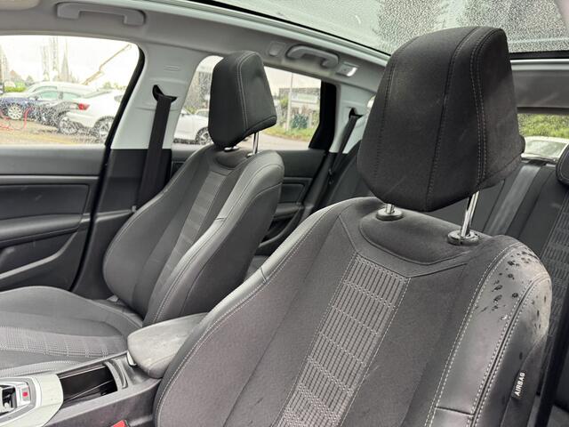 Peugeot 308 SW 1.2 PureTech Premium*Panoramadak*Navi*EXPORT/EX.BPM*