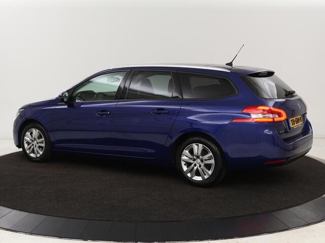Peugeot 308 1.5 BlueHDi Executive | 1e eigenaar | Panoramadak | Carplay | Climate control | Navigatie | Parkeerhulp | Cruise control