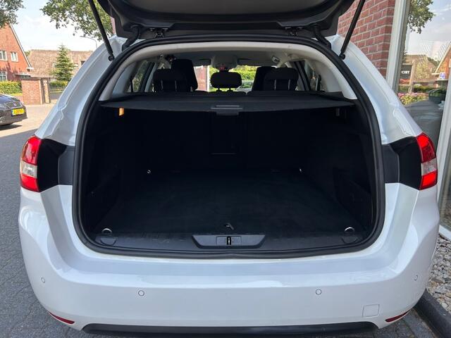 Peugeot 308 1.2 PureT.Blue Lease Allure STOELVERW. / DIGI COCKPIT / CAMERA /