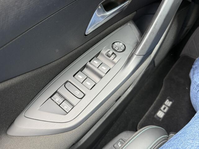 Peugeot 308 SW BWJ 2022 1.2 PureTech 131 PK Active Pack Business TREKHAAK | APPLE CARPLAY | ANDROID AUTO | CLIMA | CRUISE | STOELVERW. | DAB | HALF LEDER | LMV | PDC
