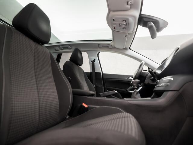 Peugeot 308 SW 1.2 PureTech Sport (PANORAMADAK, APPLE CARPLAY, GROOT NAVI, GETINT GLAS, SPORTSTOELEN, PARKEERSENSOREN, CRUISE, LANE ASSIST, NIEUWE APK, NIEUWSTAAT)