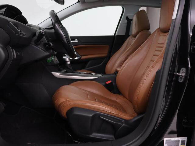Peugeot 308 1.6 BlueHDI Premium | Automaat | Panoramadak | Leder | Camera | Carplay | Navigatie | Climate control | Parkeerhulp | Cruise control