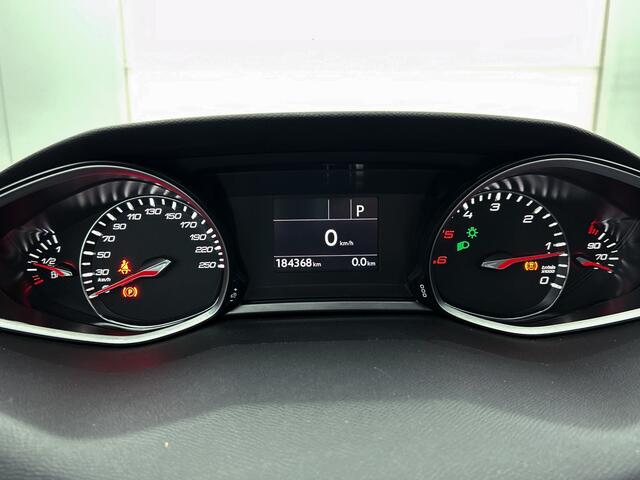 Peugeot 308 SW 1.5 HDi Automaat 131PK Premium / Panorama dak / Trekhaak / Airco-ecc./ Pdc+Camera / Cruise Ad./ Pack Drive Assist2 / / Apk juli-2026