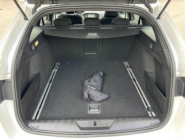 Peugeot 308 1.2 PureTech GT-line 131PK 1eEIG DENON PANO TRHK.