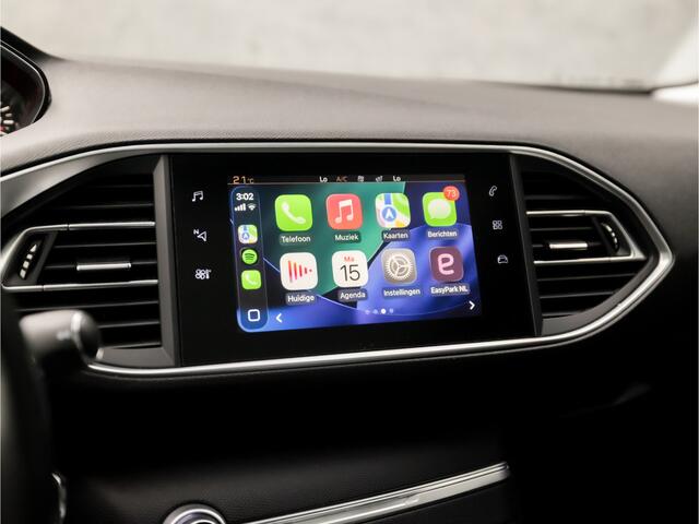 Peugeot 308 1.2 PureTech Sport (PANORAMADAK, APPLE CARPLAY, GROOT NAVI, GETINT GLAS, SPORTSTOELEN, LANE ASSIST, LM VELGEN, PARKEERSENSOREN, NIEUWE APK, NIEUWSTAAT)