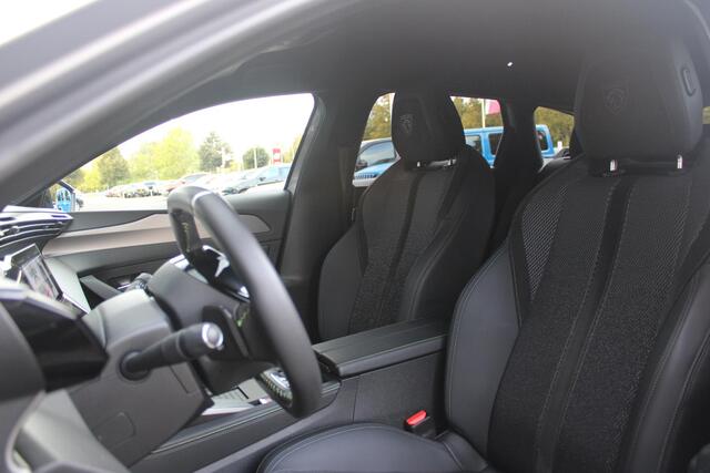 Peugeot 308 SW 1.2 130PK GT | 360° CAMERA | ELEKTRISCH BEDIENBARE ACHTERKLEP | FULL LED KOPLAMPEN | NAVIGATIE | DRAADLOZE APPLE CARPLAY/ANDROID AUTO | DRAADLOZE TELEFOONLADER | LICHTMETALEN VELGEN 18" "BLACK" | DODEHOEK DETECTIE | ADAPTIVE CRUISE CONTROL | KEYLESS EN